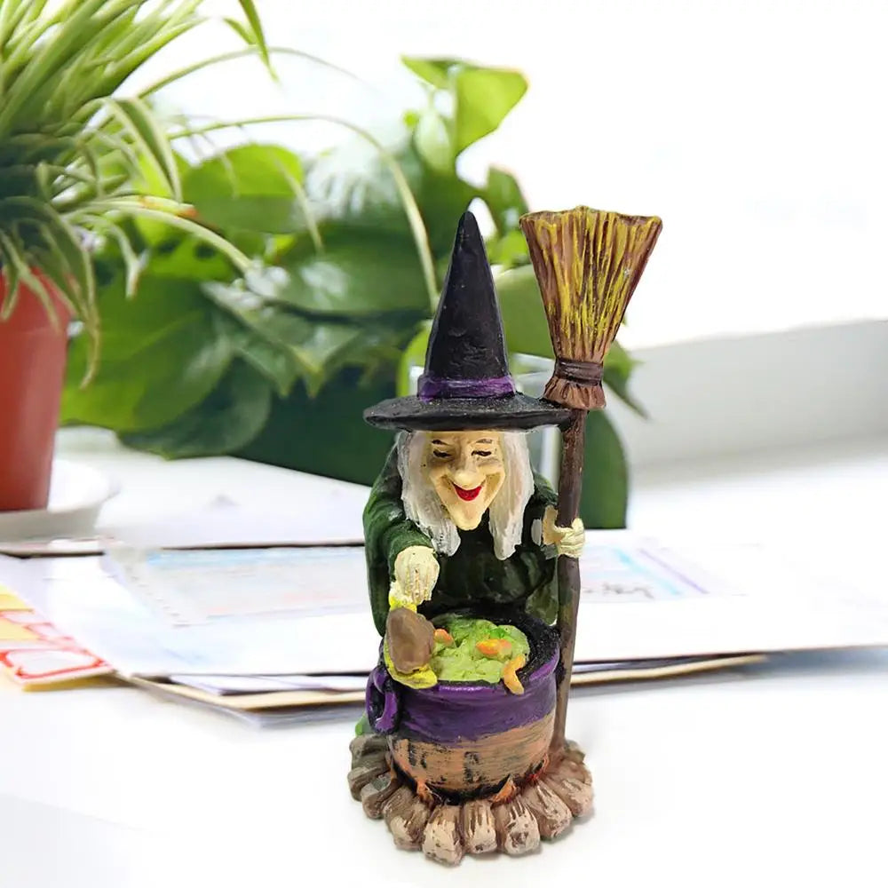 Halloween Horror Witch Figurine Desktop DIY Decoration Ornaments For Party Garden Happy Halloween Holiday Bar Decor