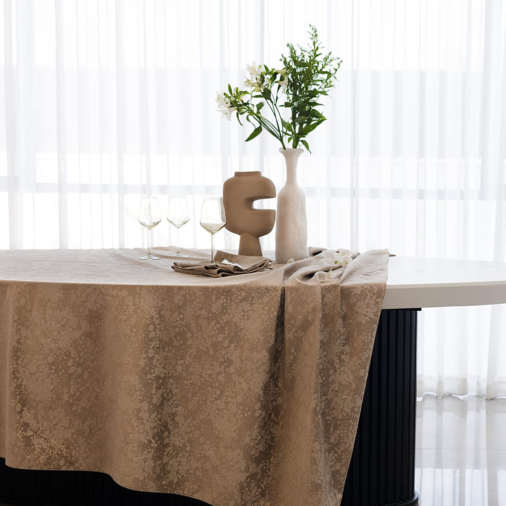 Designer Mail's Velvet Table Cloth Napkin Set Great Quality Dinner Tablecloth image 2